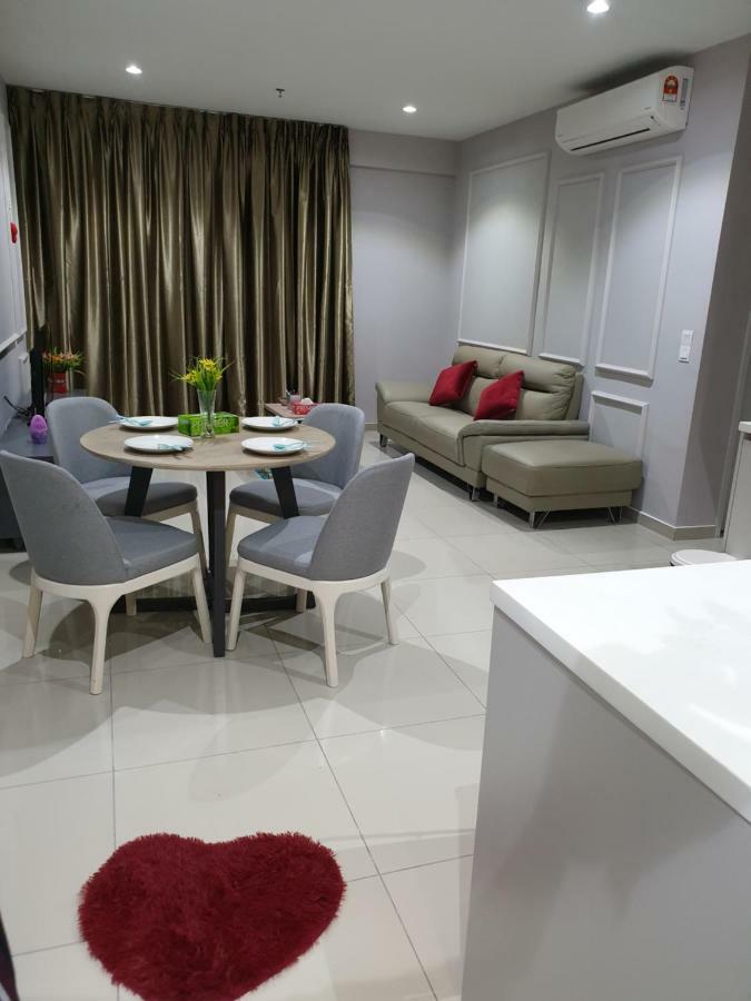 Corner Unit@I-City Family Suite Central Mall View Shah Alam Exterior photo
